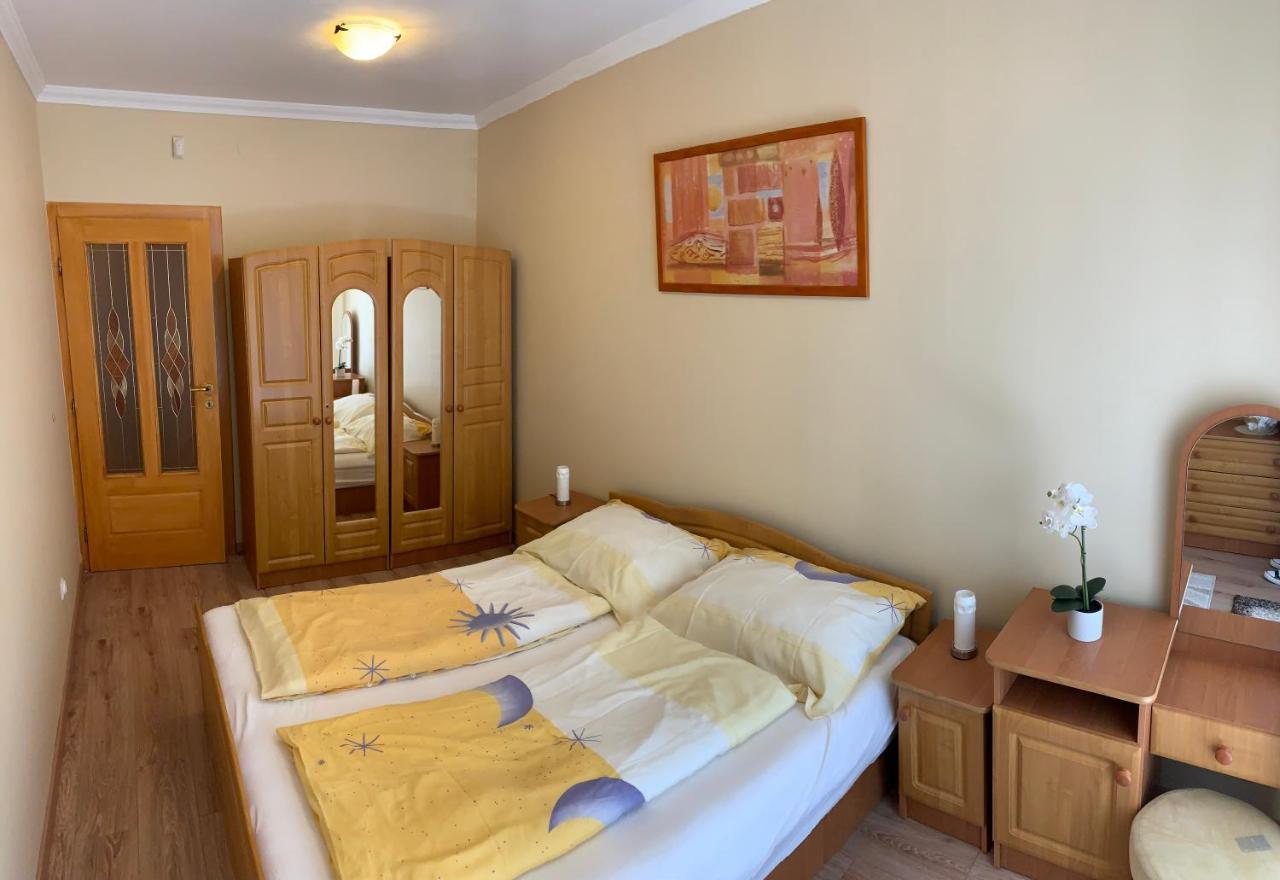 Relax Apartman Hajdúszoboszló Dış mekan fotoğraf